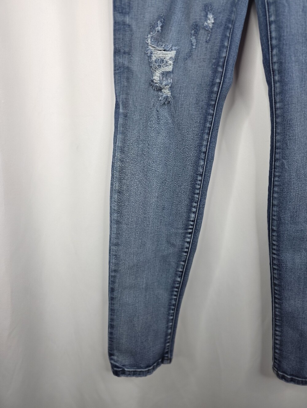 Judy Blue Skinny Fit Size 3/26 Distressed Raw Hem Button Fly Stretch Denim Jeans - Picture 6 of 16